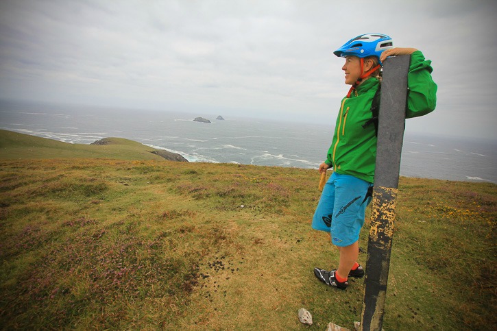 Dursey Island Hiking in Ireland I @SatuVW I Destination Unknown