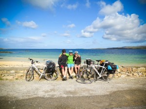 Mannin Bay in Connemara, Ireland I @SatuVW I Destination Unknown